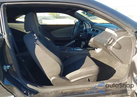 2014 Chevrolet Camaro 2Ls z USA, uszkodzony, nr VIN 2G1FA1E30E9213097